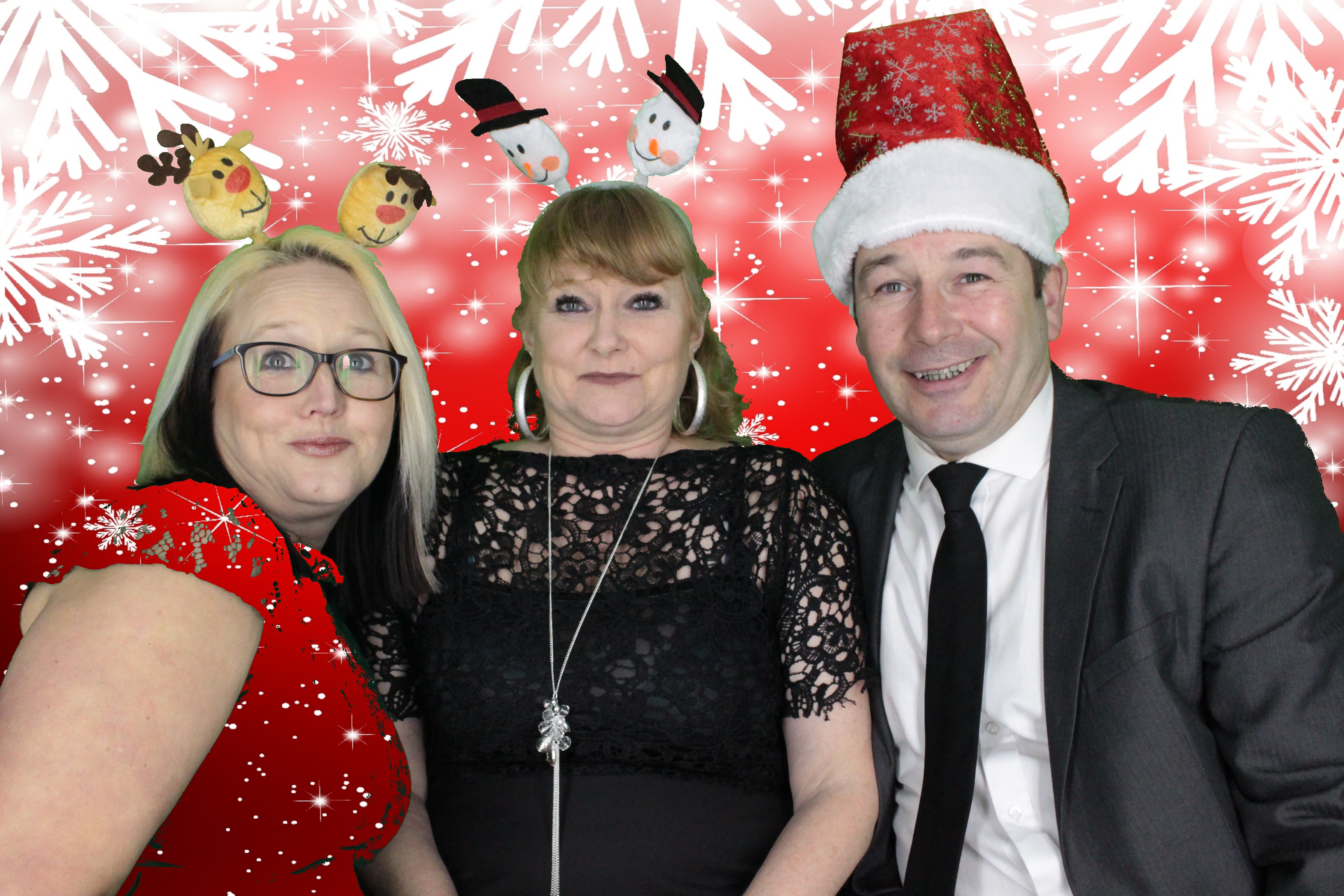 Upavon Officers' Mess Christmas Party | View more photos from the event at gallery.myphotoboothexperience.co.uk/u/MyPhotoBoothExperienceLtd/Upavon-Officers-Mess-Christmas-Party